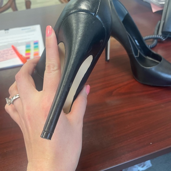 Like New Charles David Platform Pumps - Picture 5 of 10